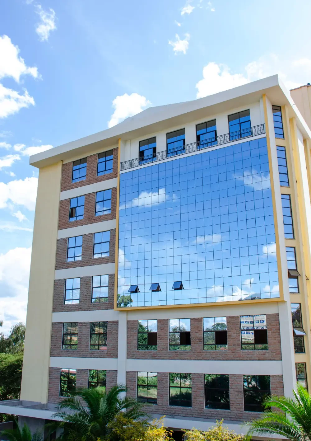 THE KYAKA HOTEL LIMITED — photo 2