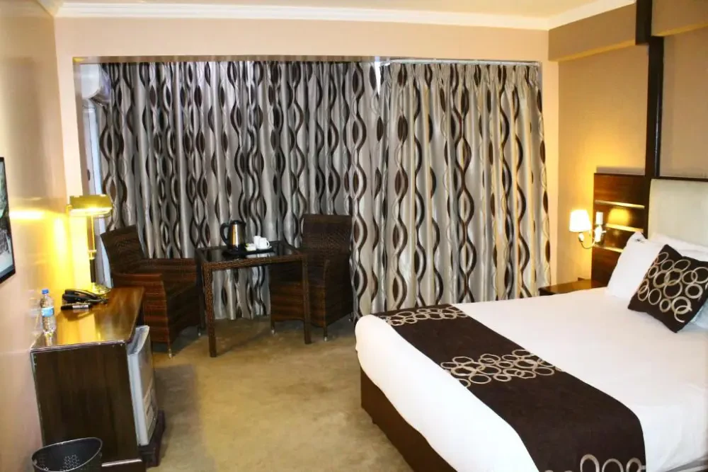 Airport Landing Hotel — photo 3