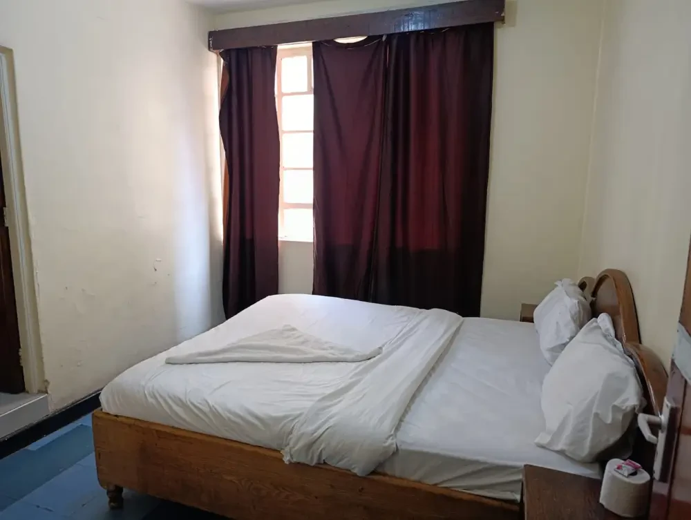 Room Image 1