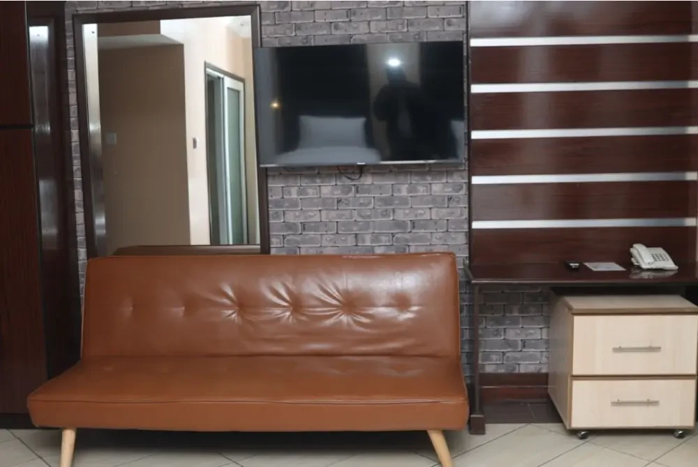 Room Image 5