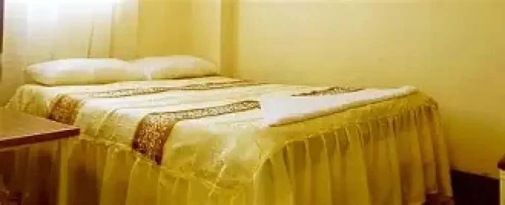 Room Image 4