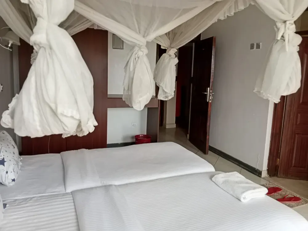 Room Image 2