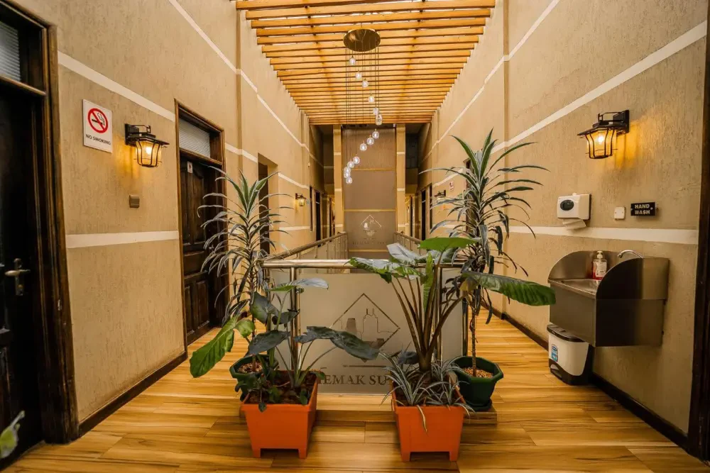 Room Image 7