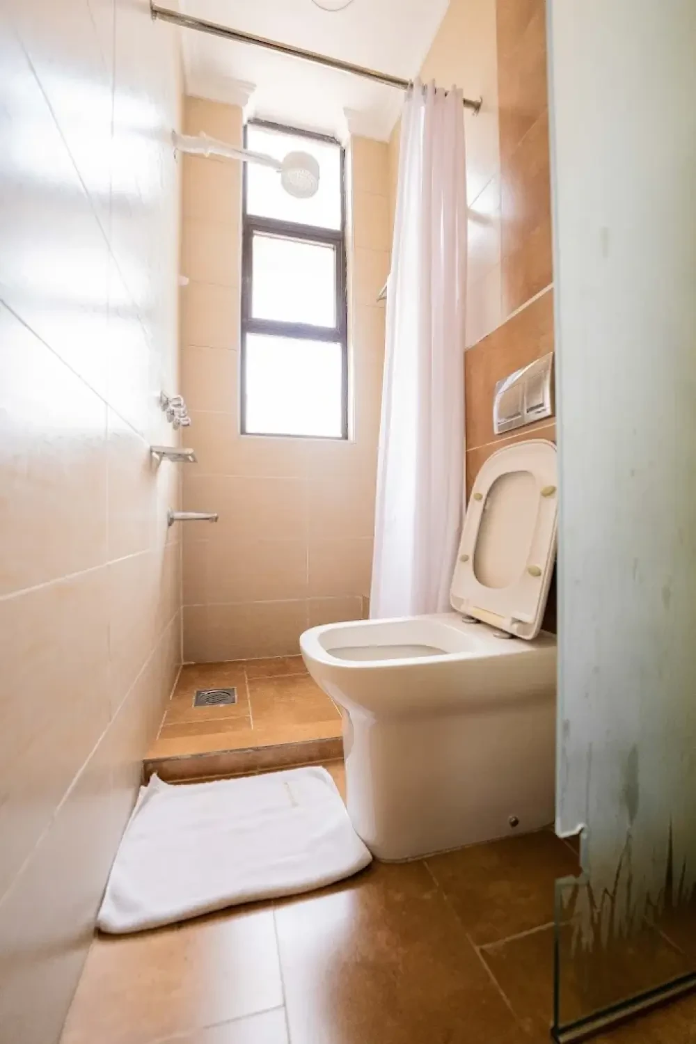 Room Image 4