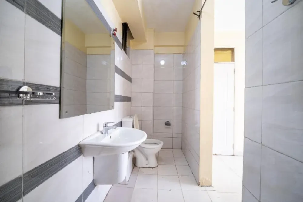 Room Image 4