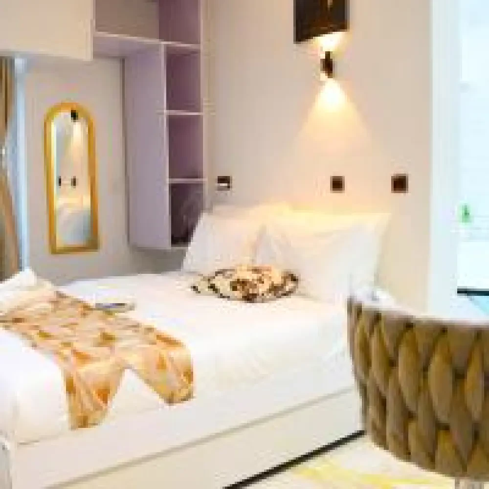 Room Image 2