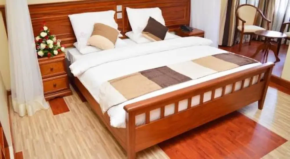 Room Image 4