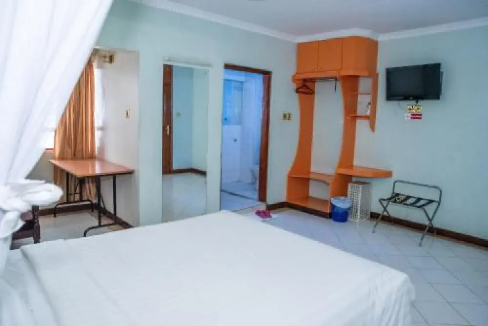 Room Image 5