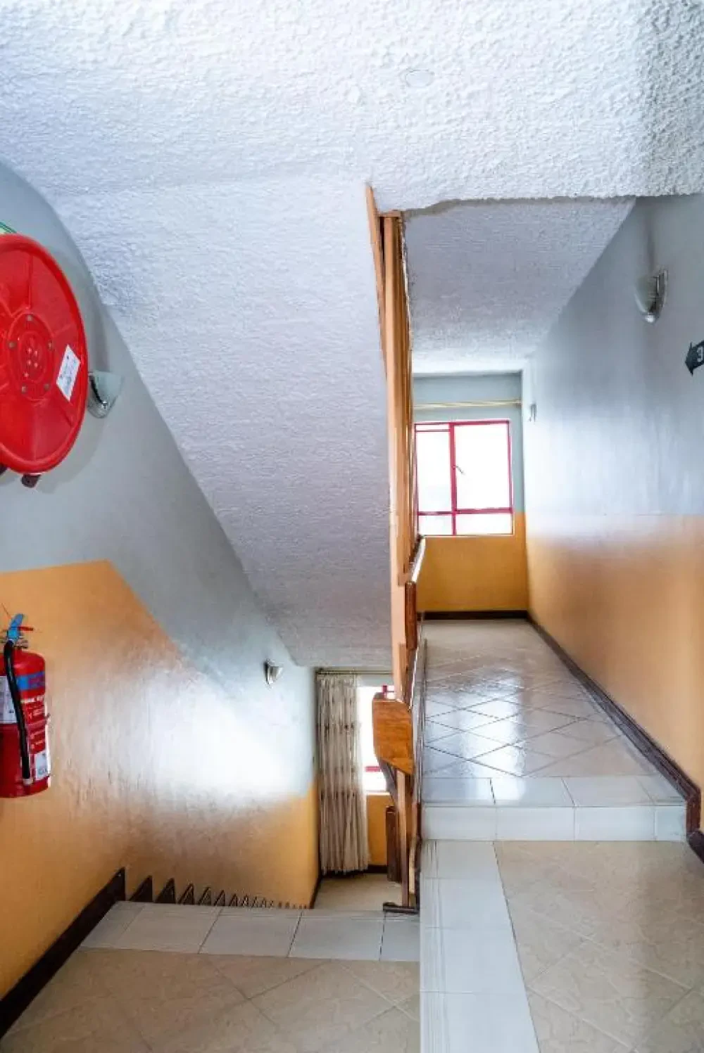 Room Image 4