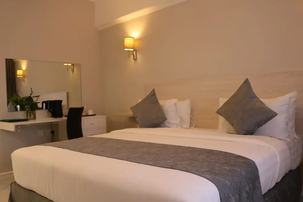 Room Image 2