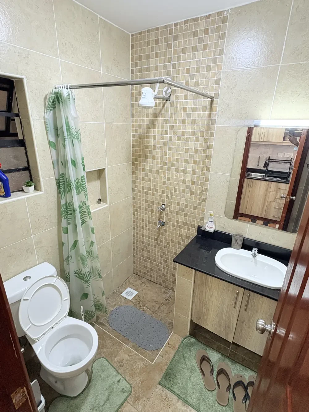 STUDIO SOUTH SUITES APARTMENTS — photo 6
