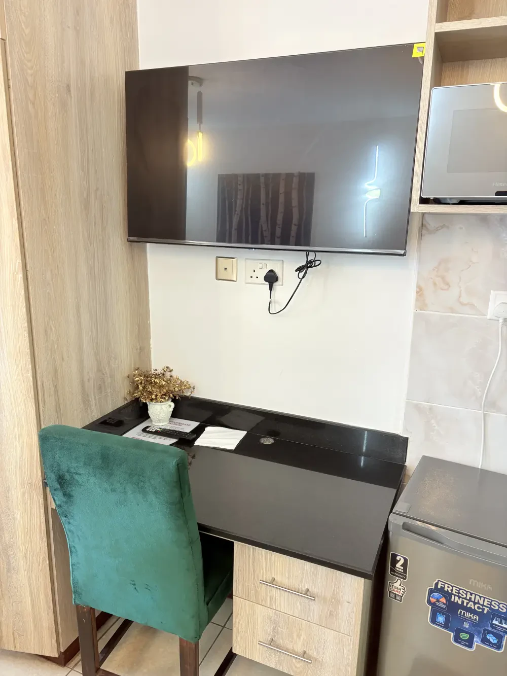 STUDIO SOUTH SUITES APARTMENTS — photo 14