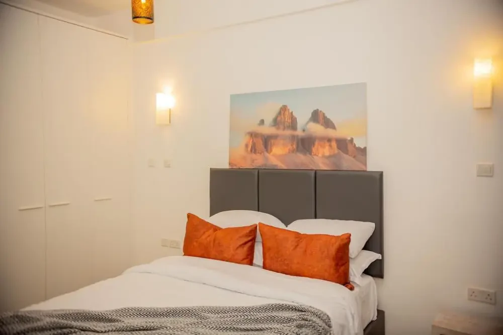 2 bedroom serviced and furnished apartments in Westlands — photo 2