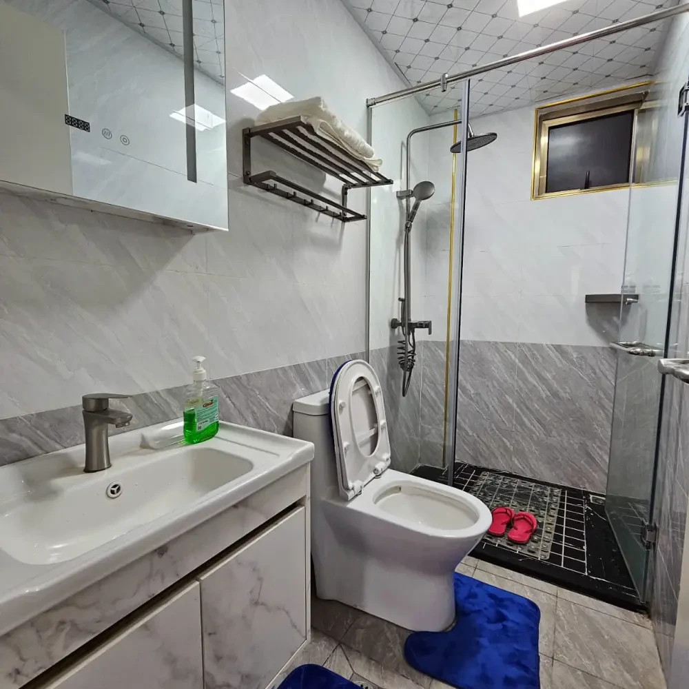 1 Bedroom at Goldpark homes — photo 5