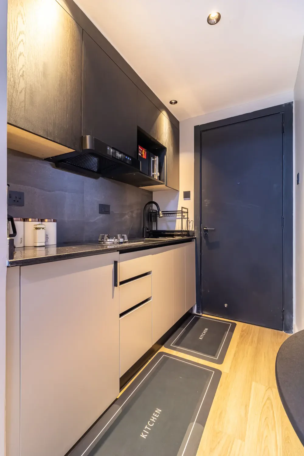 Premium Studio in UpperHill 2506 — photo 28