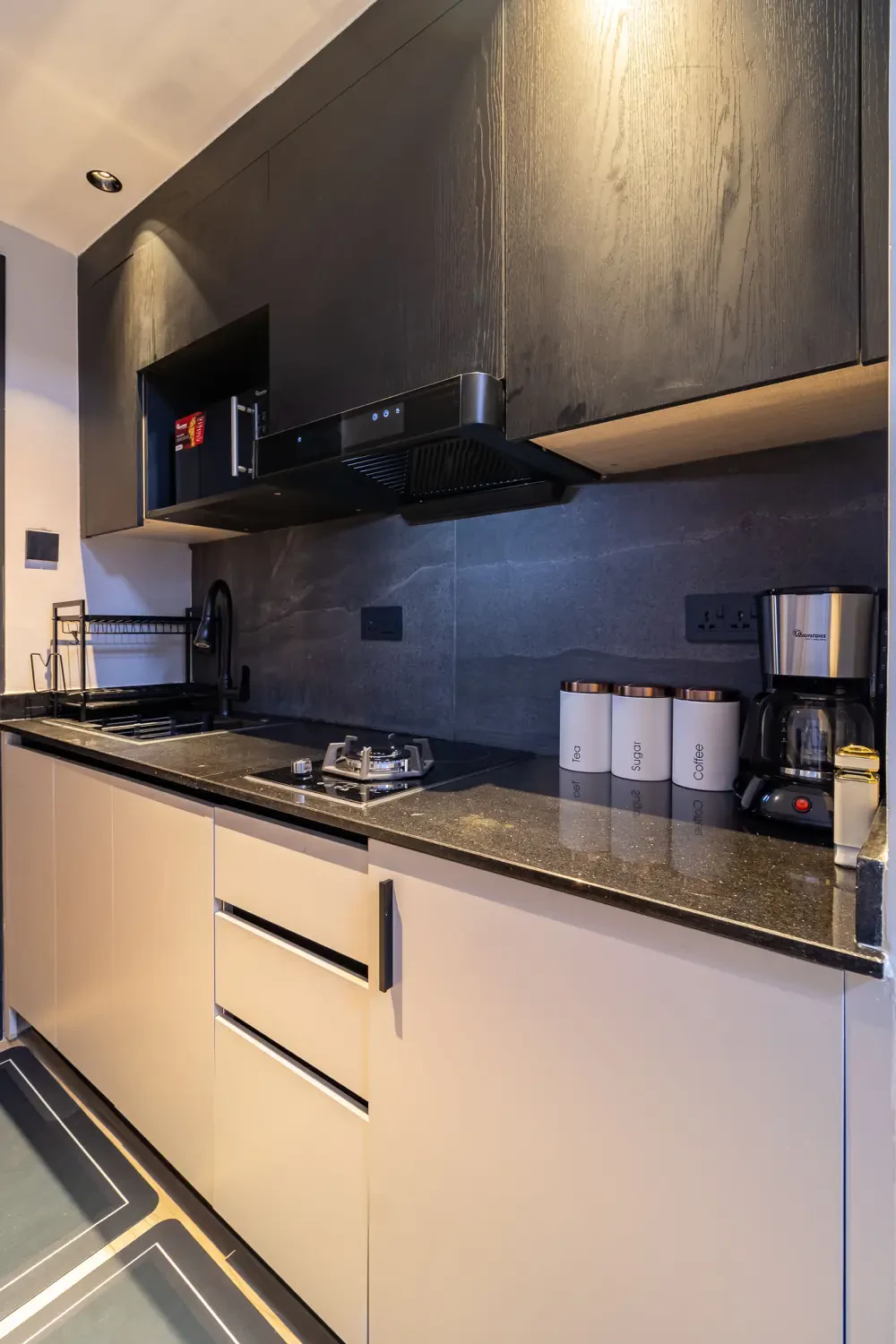 Premium Studio in UpperHill 2505 — photo 29