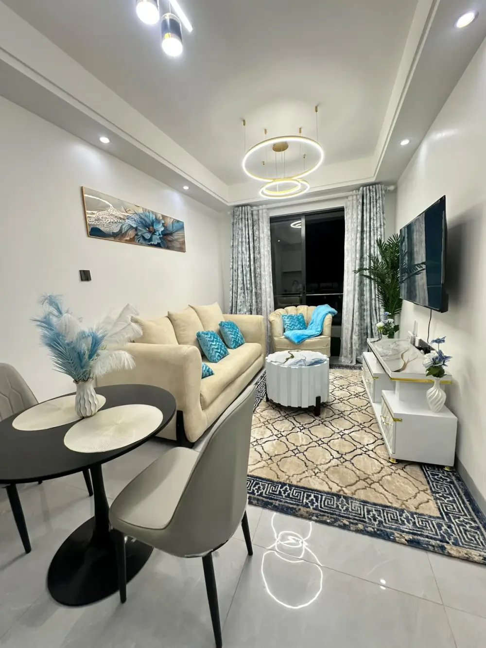 Meteor Gardens luxury Apartment — main photo