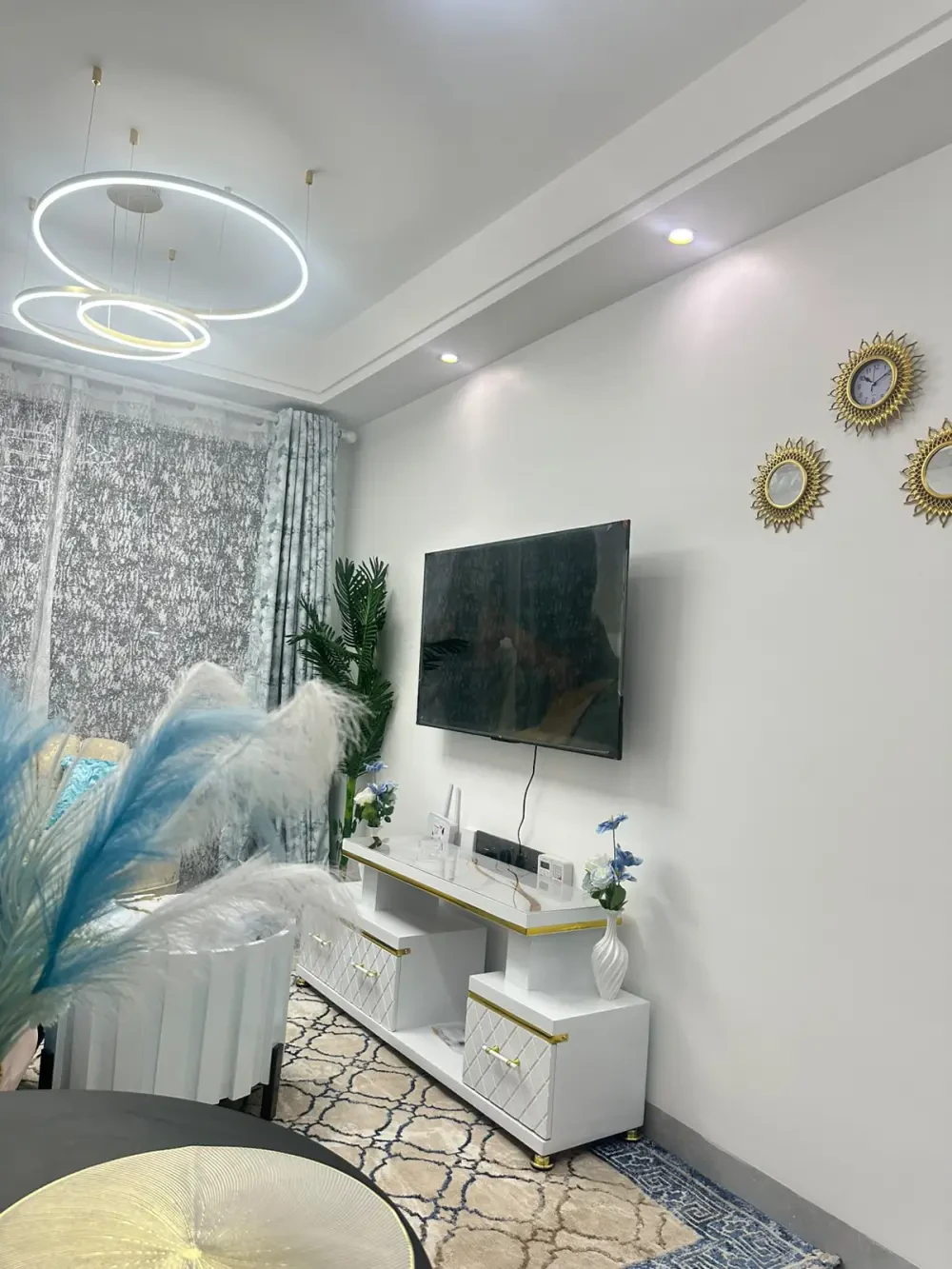 Meteor Gardens luxury Apartment — photo 2