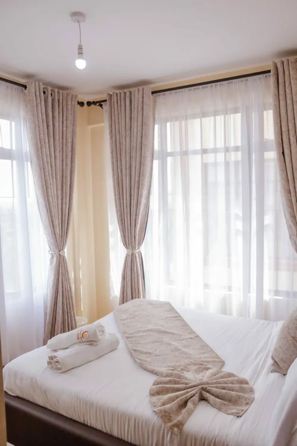 Dreamy Deluxe Furnished Apartment-Runana 2 — photo 7