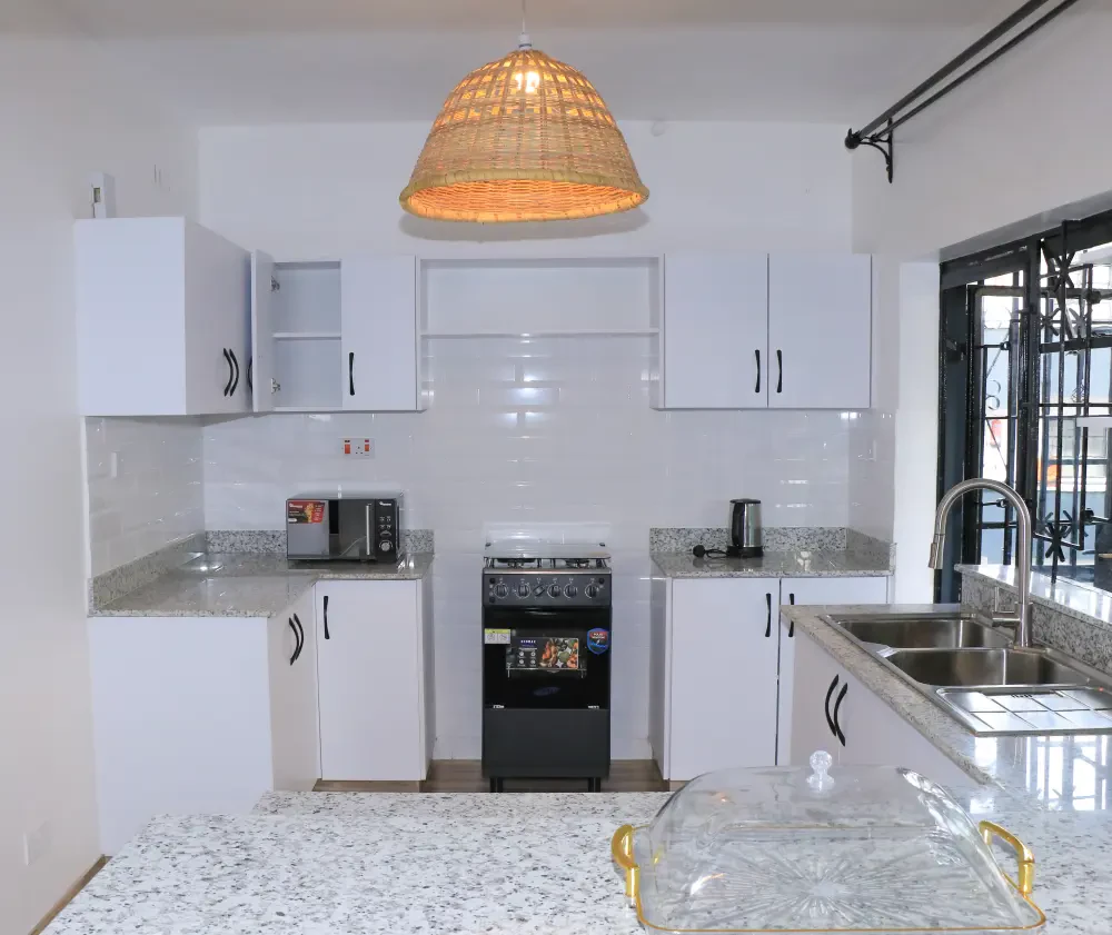 Rose Crown Suites Bansal B2- Two-Bedroom Deluxe Apartment with a Garden view — main photo